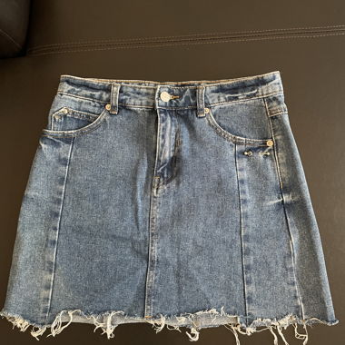 Jupe courte en jean 