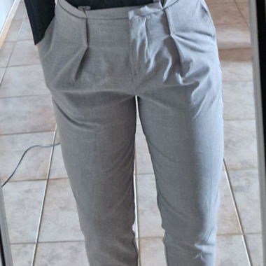 Pantaloni grigi da donna ONLY