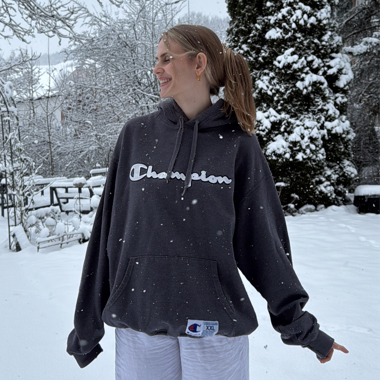 Vintage 00’s Champion Hoodie