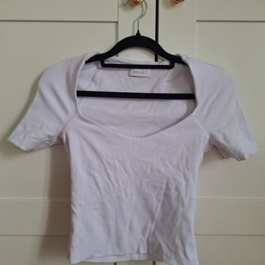 Comfortable, thicker Kookai T-shirt