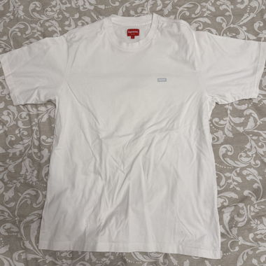 T-Shirt Supreme