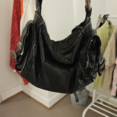 Leather bag