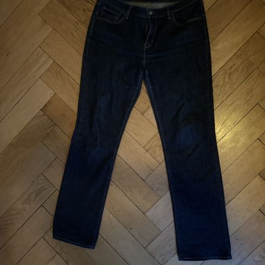 Dark denim Levis Jeans