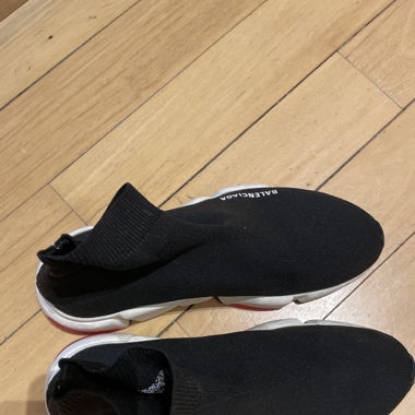  Balenciaga