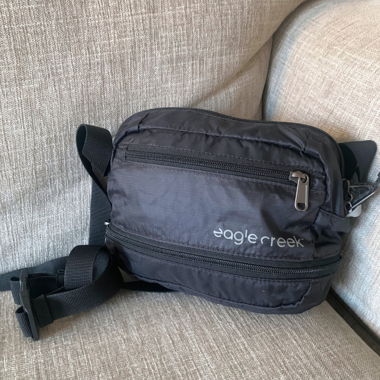 Eagle Creek 2-in-1 Bauchtaschen or Shoulder Bag