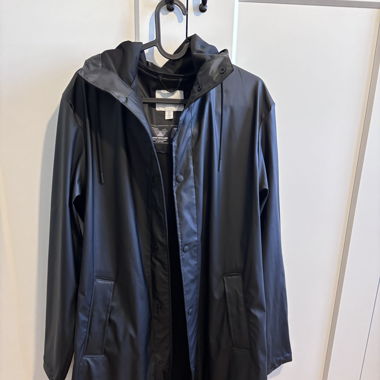 Regen-/Windjacke