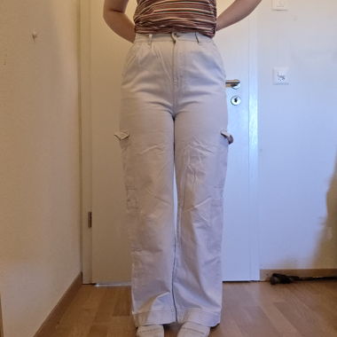 Bershka weisse Cargo-Hose