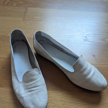 White leather flats