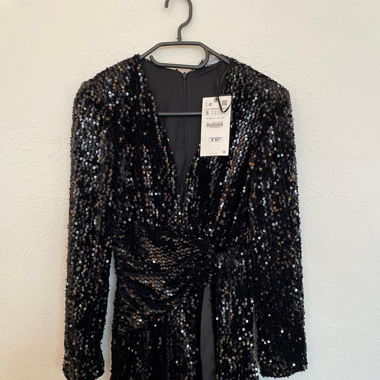 Kleid aus Samt mit Pailetten 