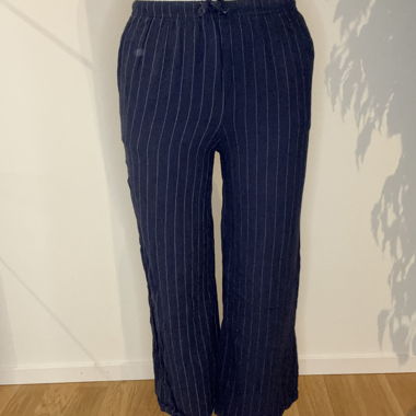 Pantaloni di stoffa a righe blu scuro taglia S