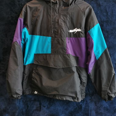 Veste à poche kangourou avec doublure en polaire taille S