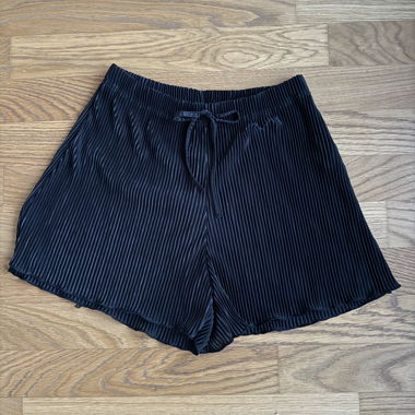 Pantaloncini neri