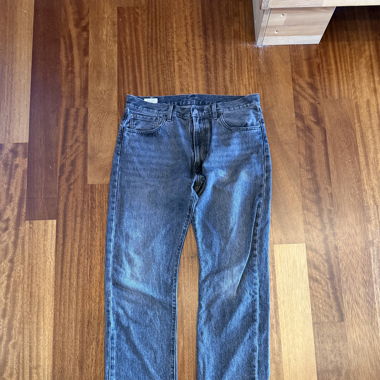 Levis Jeans 33x32