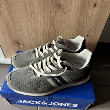 Jack & Jones