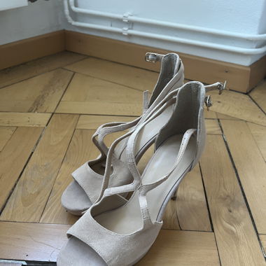Heels Peeptoes