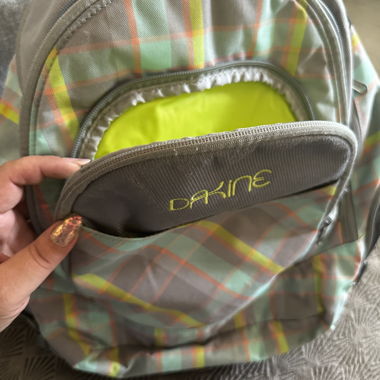 Dakine Rucksack mit Karomuster