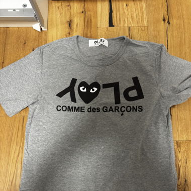 comme des garcons tshirt