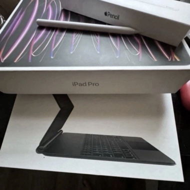 Apple iPad Pro 6. Generation 12,9 Zoll 256GB
