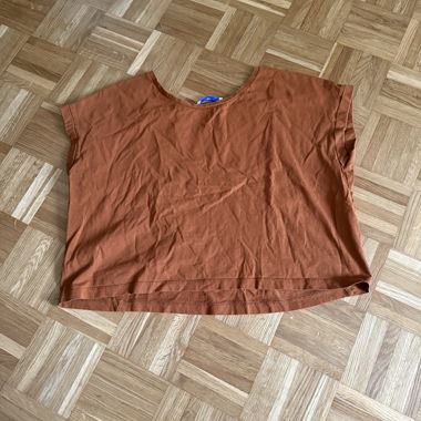 Top arancione-marrone