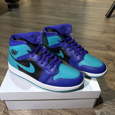 WMNS AIR Jordan 1 MID