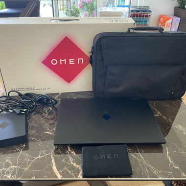 Gaming Laptop OMEN by HP 17" RTX 3060 Top Zustand