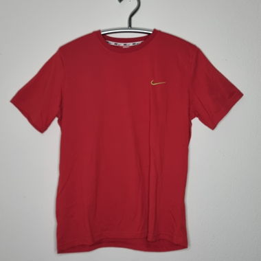 T-shirt Nike piccolo logo