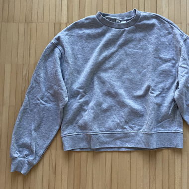 Grauer H&M Pullover