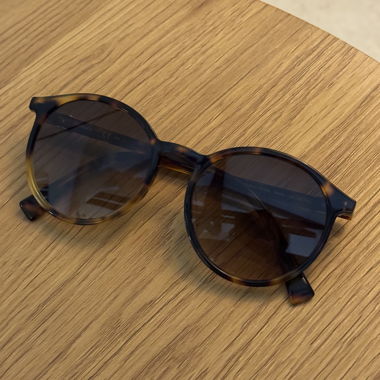 Lunettes de soleil de designer écaille
