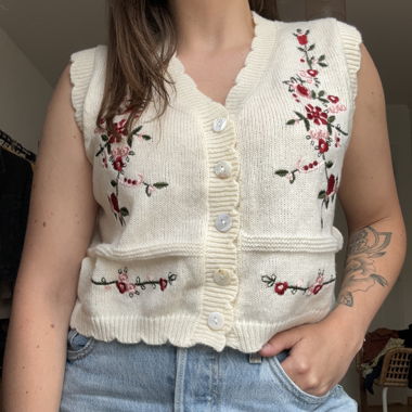embroidered vest from only in M