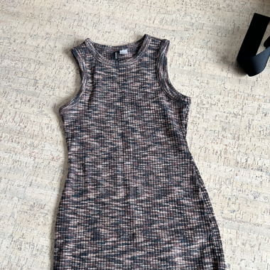 Kleid braun eng