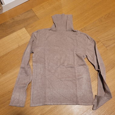 Turtleneck beige