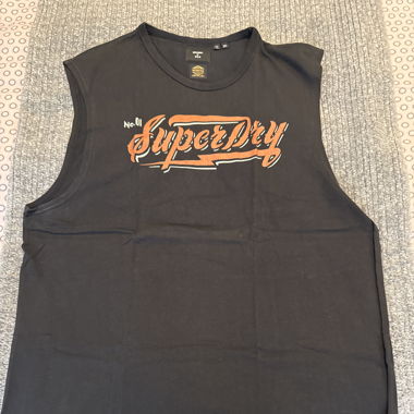 T shirt sans mamches superdry 