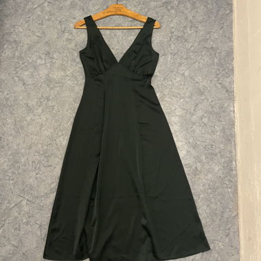 emerald green midi dress