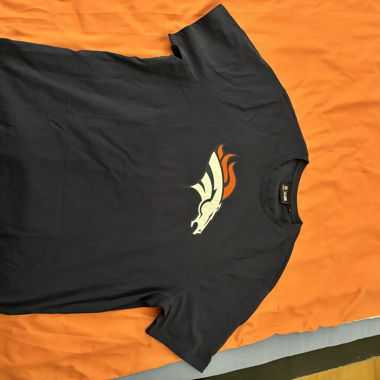 T-shirt NFL Broncos XL New Era. Uova