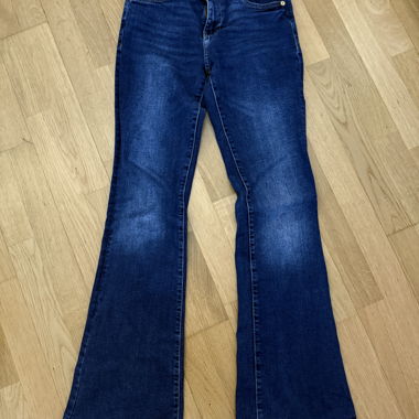 Flared Jeans Dunkelblau 