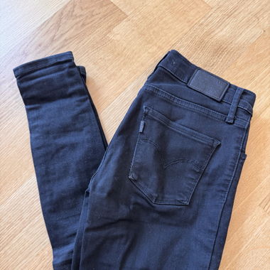 Jeans Levis 720 24/28