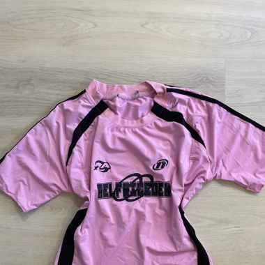 Bedrucktes T-Shirt