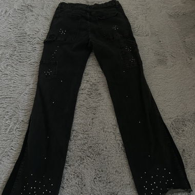 Schwarze Jeans mit Strass