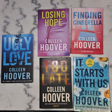 Buchpaket von Colleen Hoover