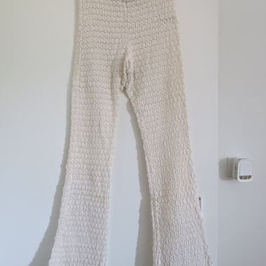 Pantalon décontracté beige de Bershka