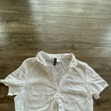 Weisse kurze Bluse