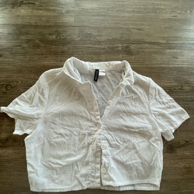 Weisse kurze Bluse