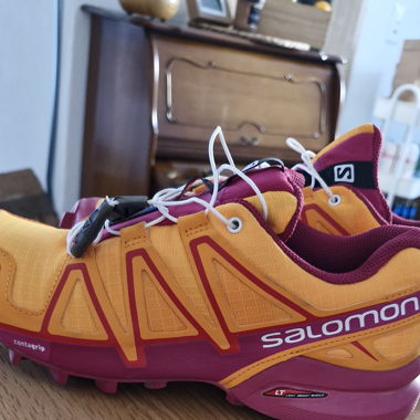 Solomon Wander / Trailer Schuh