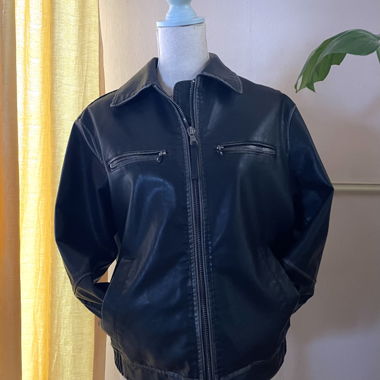 LEATHER JACKET bershka