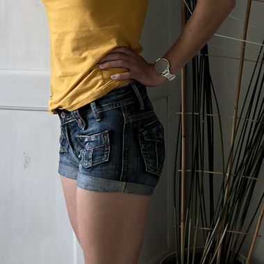 low waist hot pants