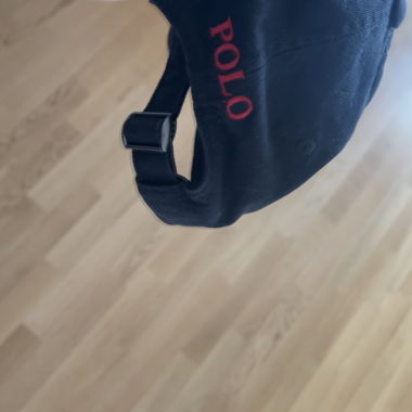 Schwarze Polo Cap