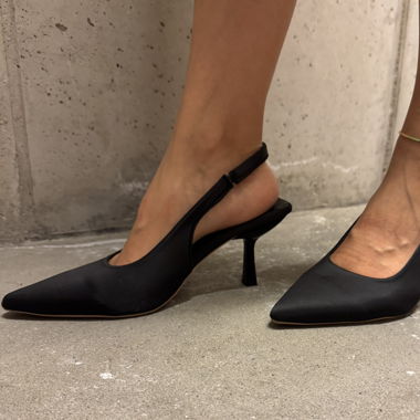 Eleganti décolleté nere con tacco – nuove