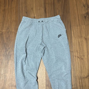 Nike tech