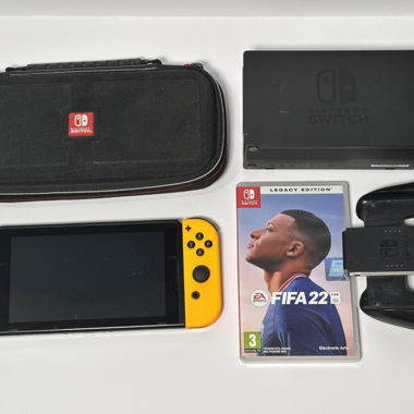 Nintendo Switch console - FIFA22