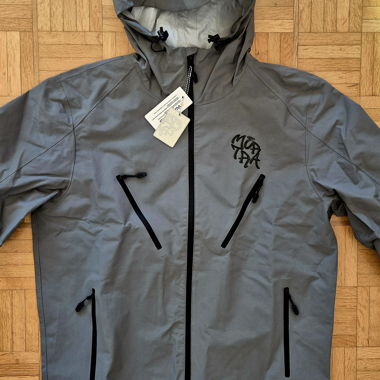 Graue MERTRA Kapuzenjacke